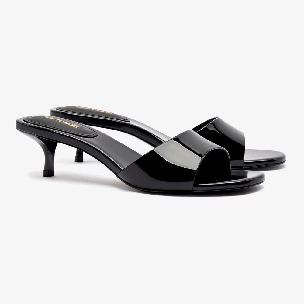 Price Firm - LARROUDÉ Greta Patent Leather Kitten Heels - Black